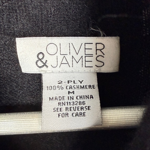 Oliver & James 100% Cashmere Black Cowl Neck Sweater W2065 Sz M - Picture 3 of 6